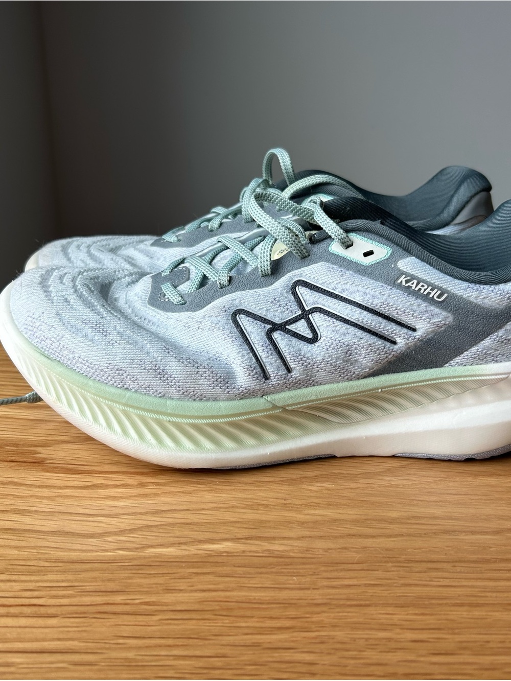 Karhu Women's Mint Athletic Running Shoes